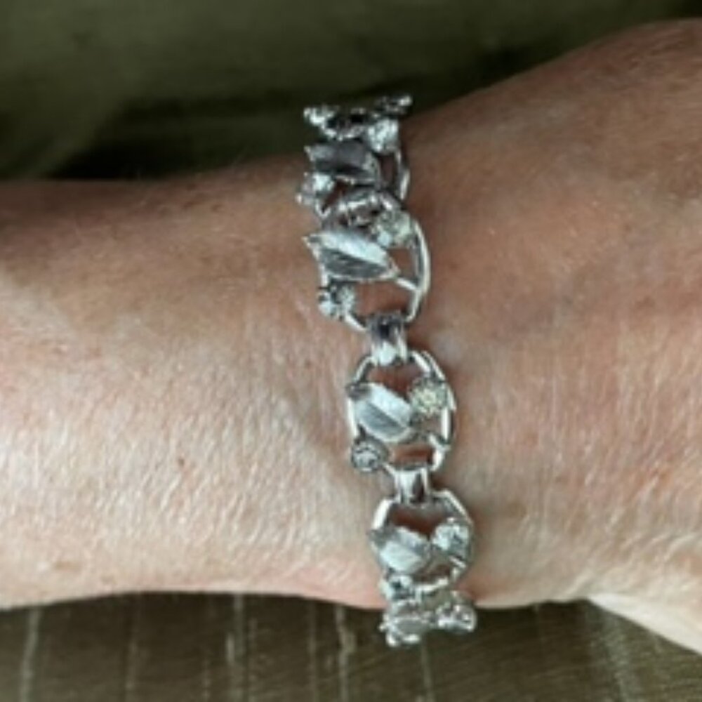 Vintage Krements silver tone bracelet set with clear stones